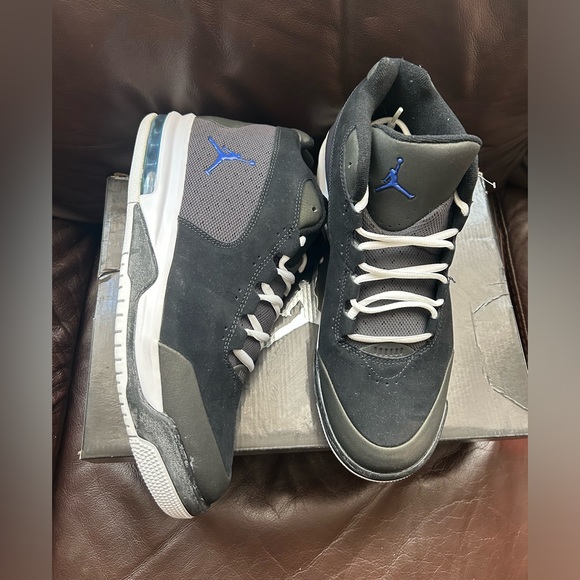 Men’s Jordans Big Fund Viz RST Size 9